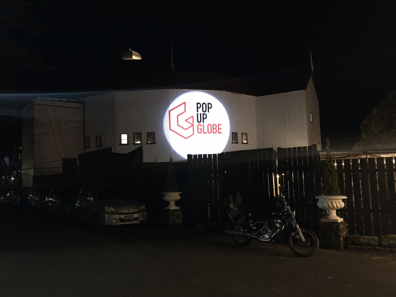 best things to do in auckland at night globe theatre
