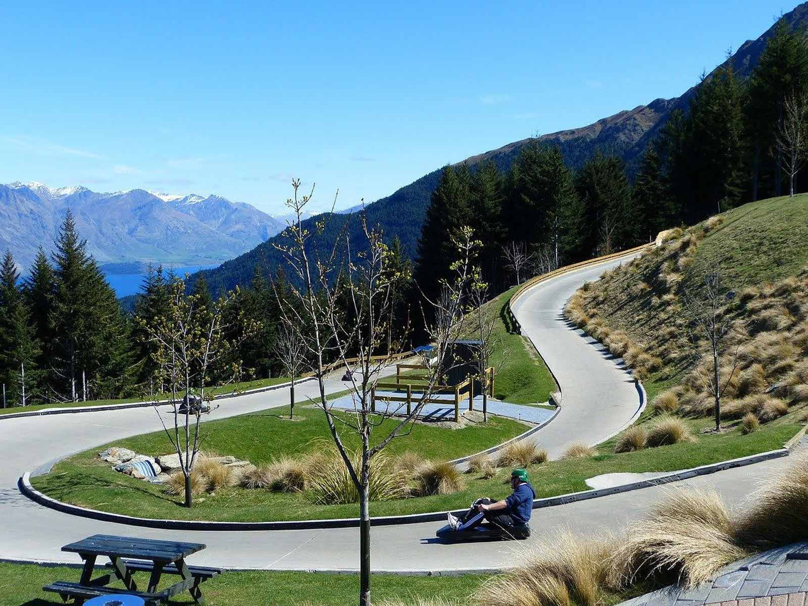 Queenstown 3 day itinerary tobogganing