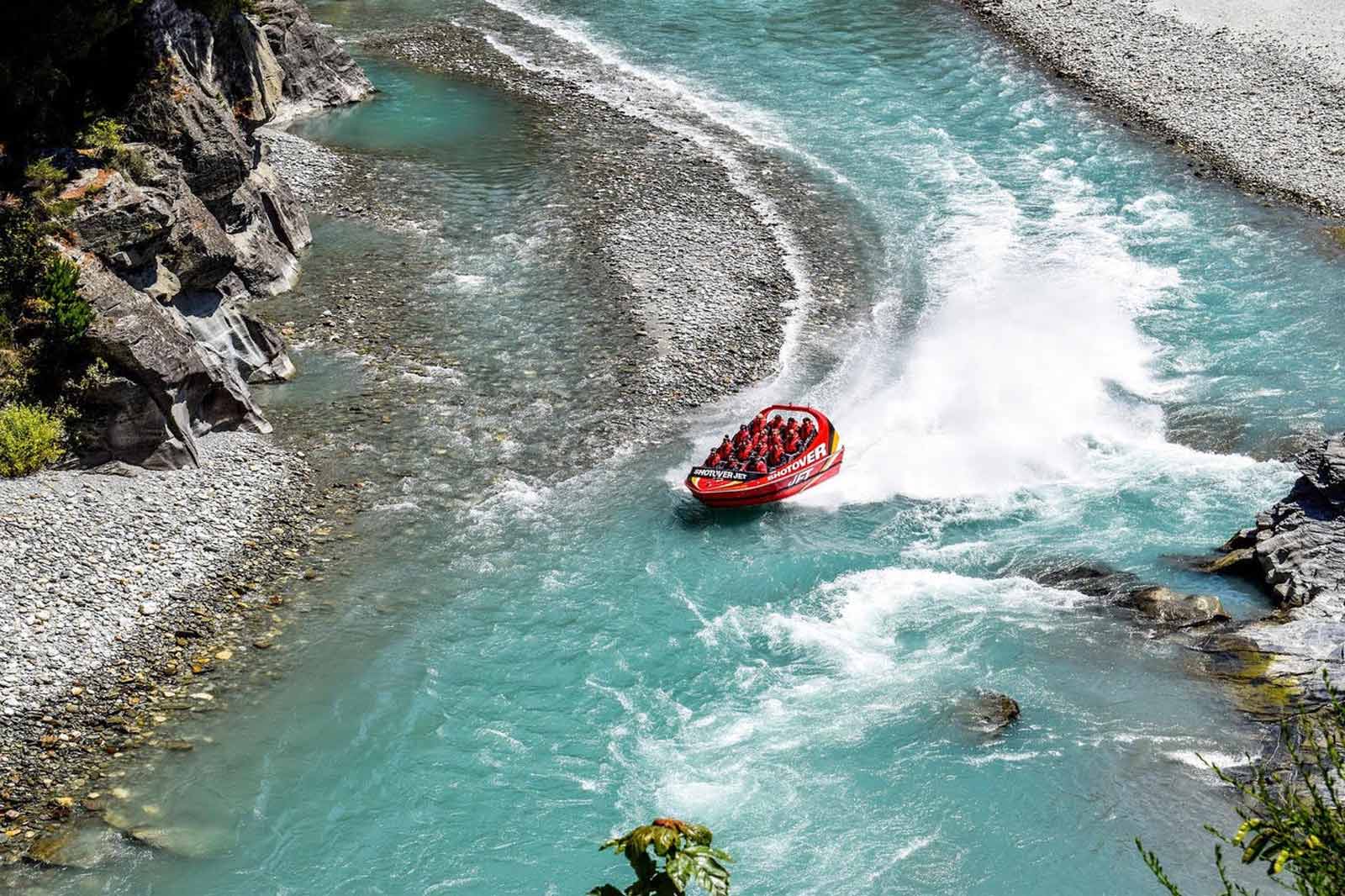 3 days Queenstown itinerary by jet boat