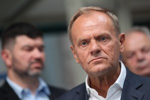 Donald Tusk: The decision to suspend the emission standards is dramatic